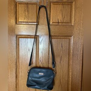 🦋3 for $10🦋 Black Fake Leather Crossbody Bag